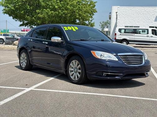 2013 Chrysler 200 Limited