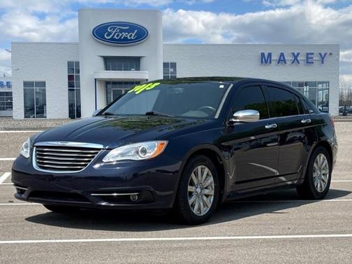 2013 Chrysler 200 Limited