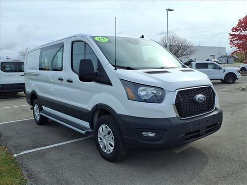 2023 Ford Transit-250 
