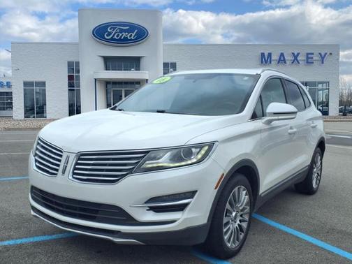 2015 Lincoln MKC Base