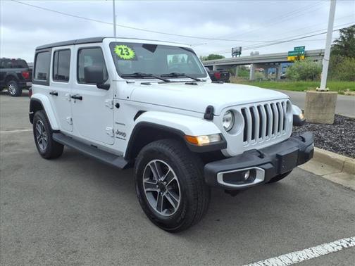 2023 Jeep Wrangler Sahara