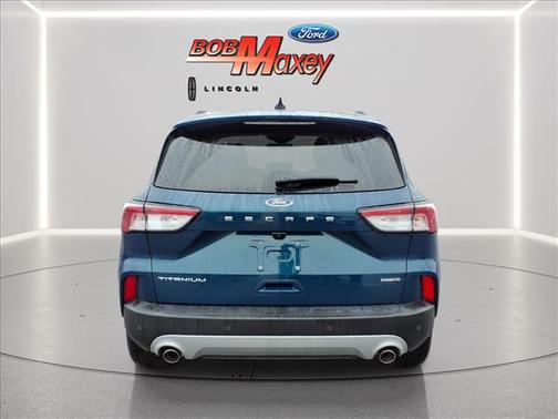 2020 Ford Escape Titanium Hybrid