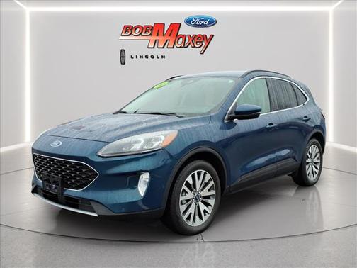2020 Ford Escape Titanium Hybrid
