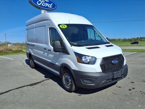 2022 Ford Transit-250 Base