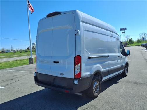 2022 Ford Transit-250 Base