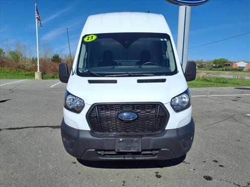 2022 Ford Transit-250 Base