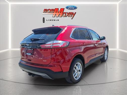 Rapid Red Metallic Tinted Clearcoat 2024 Ford Edge SEL