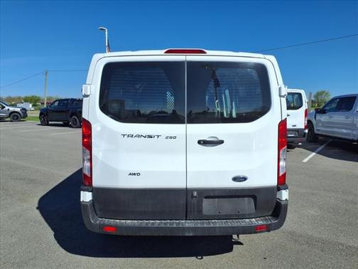 2023 Ford Transit-250