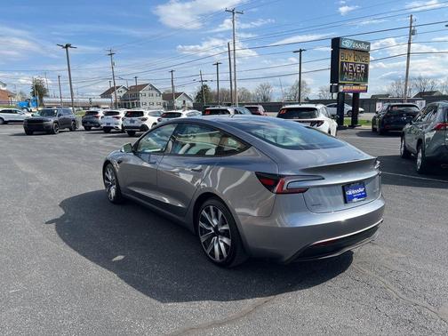 2025 Tesla Model 3 Long Range