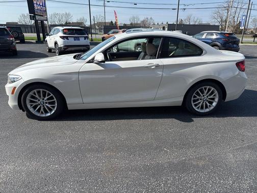 White Metallic 2016 BMW 228 i xDrive
