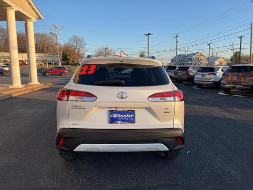 2023 Toyota Corolla Cross LE