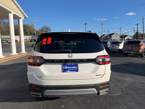 2023 Honda Pilot Touring