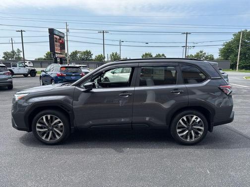 2025 Subaru Forester Touring