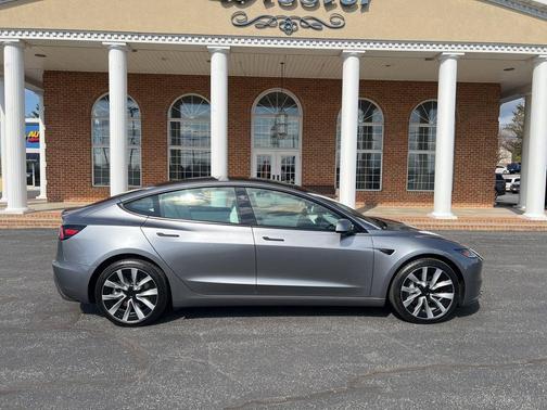 Quicksilver 2025 Tesla Model 3 Long Range