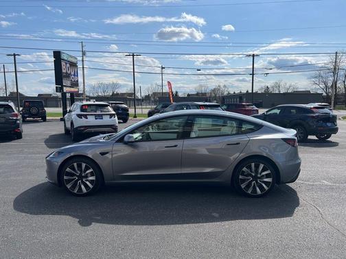 Quicksilver 2025 Tesla Model 3 Long Range