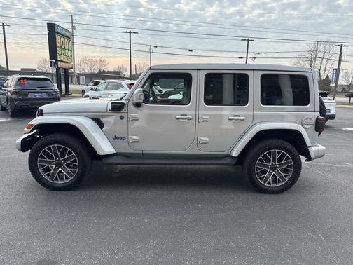2024 Jeep Wrangler 4xe High Altitude