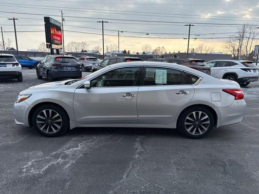 2017 Nissan Altima 2.5 SV