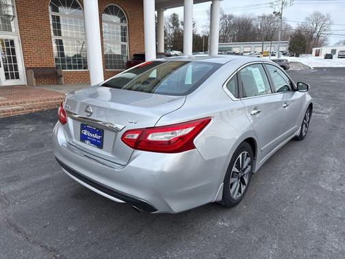 2017 Nissan Altima 2.5 SV