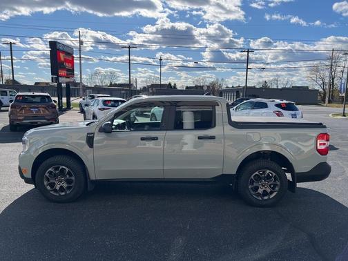 2023 Ford Maverick XLT