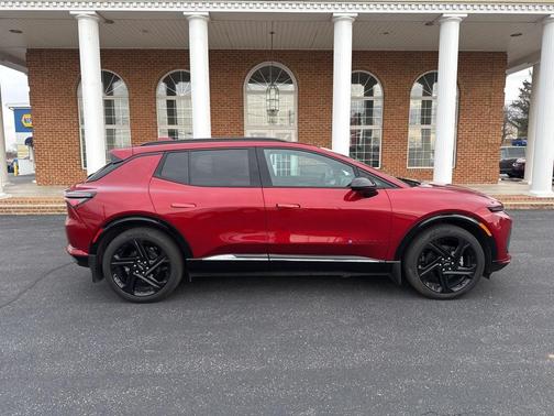 2025 Chevrolet Equinox EV RS