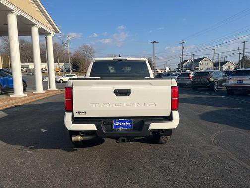 2024 Toyota Tacoma TRD Off Road