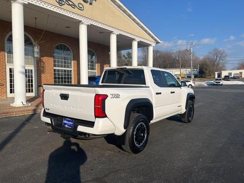 2024 Toyota Tacoma TRD Off Road