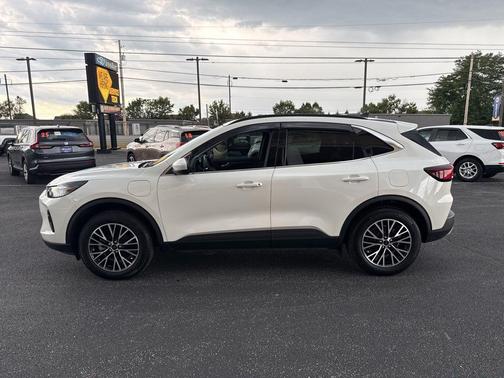 2025 Ford Escape PHEV