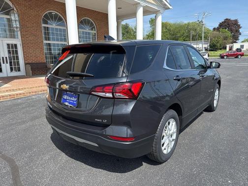 Gray 2023 Chevrolet Equinox 1LT