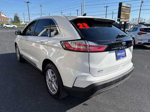 Star White 2023 Ford Edge SEL