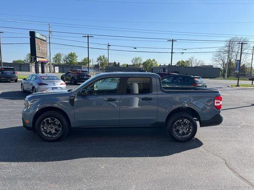 Azure Gray Metallic 2025 Ford Maverick XLT