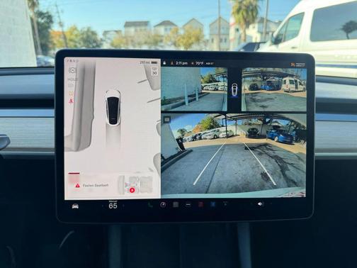 2023 Tesla Model Y Long Range Sport Utility 4D