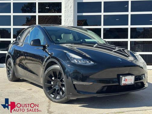 2022 Tesla Model Y Long Range Dual Motor All-Wheel Drive