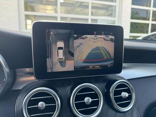 2018 Mercedes-Benz GLC 300 Base
