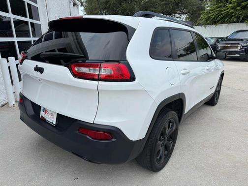 2018 Jeep Cherokee Latitude