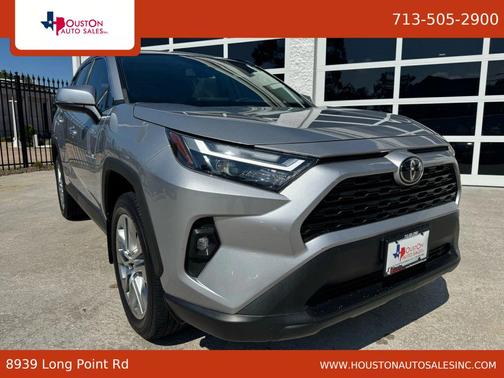 2022 Toyota RAV4 XLE Premium