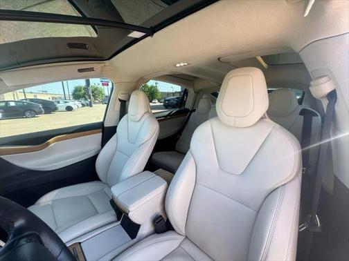 2018 Tesla Model X 100D Sport Utility 4D