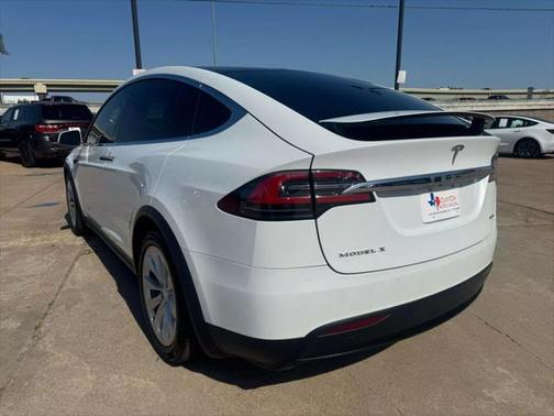 2018 Tesla Model X 100D Sport Utility 4D