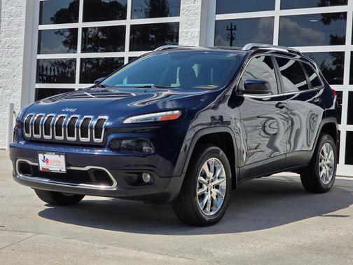 2015 Jeep Cherokee Sport