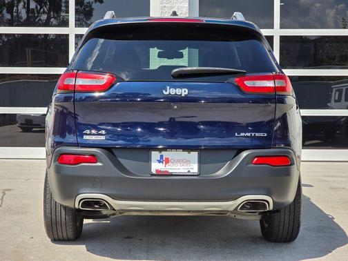 2015 Jeep Cherokee Sport
