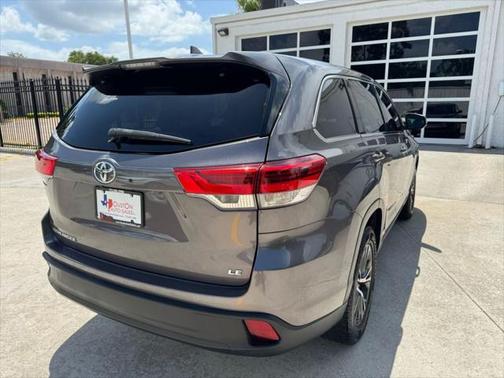 2019 Toyota Highlander LE Plus