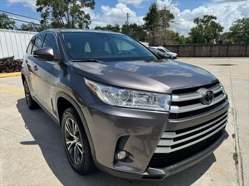 2019 Toyota Highlander LE Plus