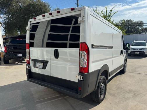 2015 RAM Cargo Tradesman