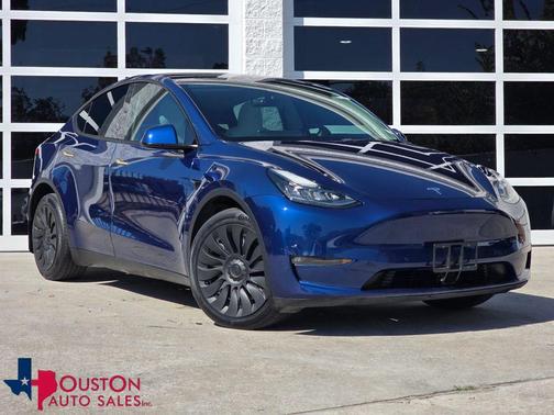 2022 Tesla Model Y Long Range Dual Motor All-Wheel Drive