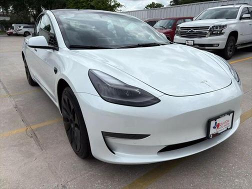 2022 Tesla Model 3 Standard Range