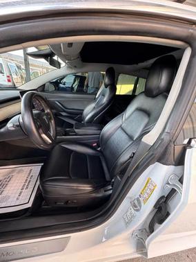 2020 Tesla Model 3 Standard Range