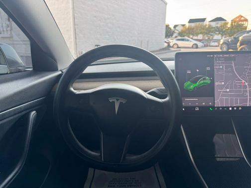 2020 Tesla Model 3 Standard Range