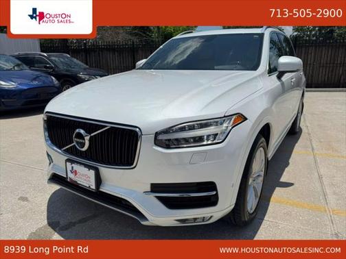 2016 Volvo XC90 T6 Momentum