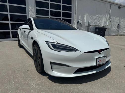 2021 Tesla Model S Long Range