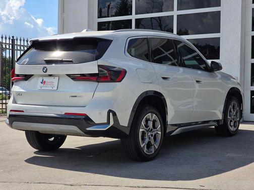 2024 BMW X1 xDrive28i