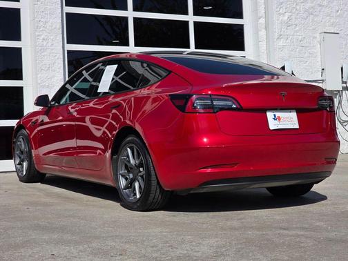 2023 Tesla Model 3 Standard Range